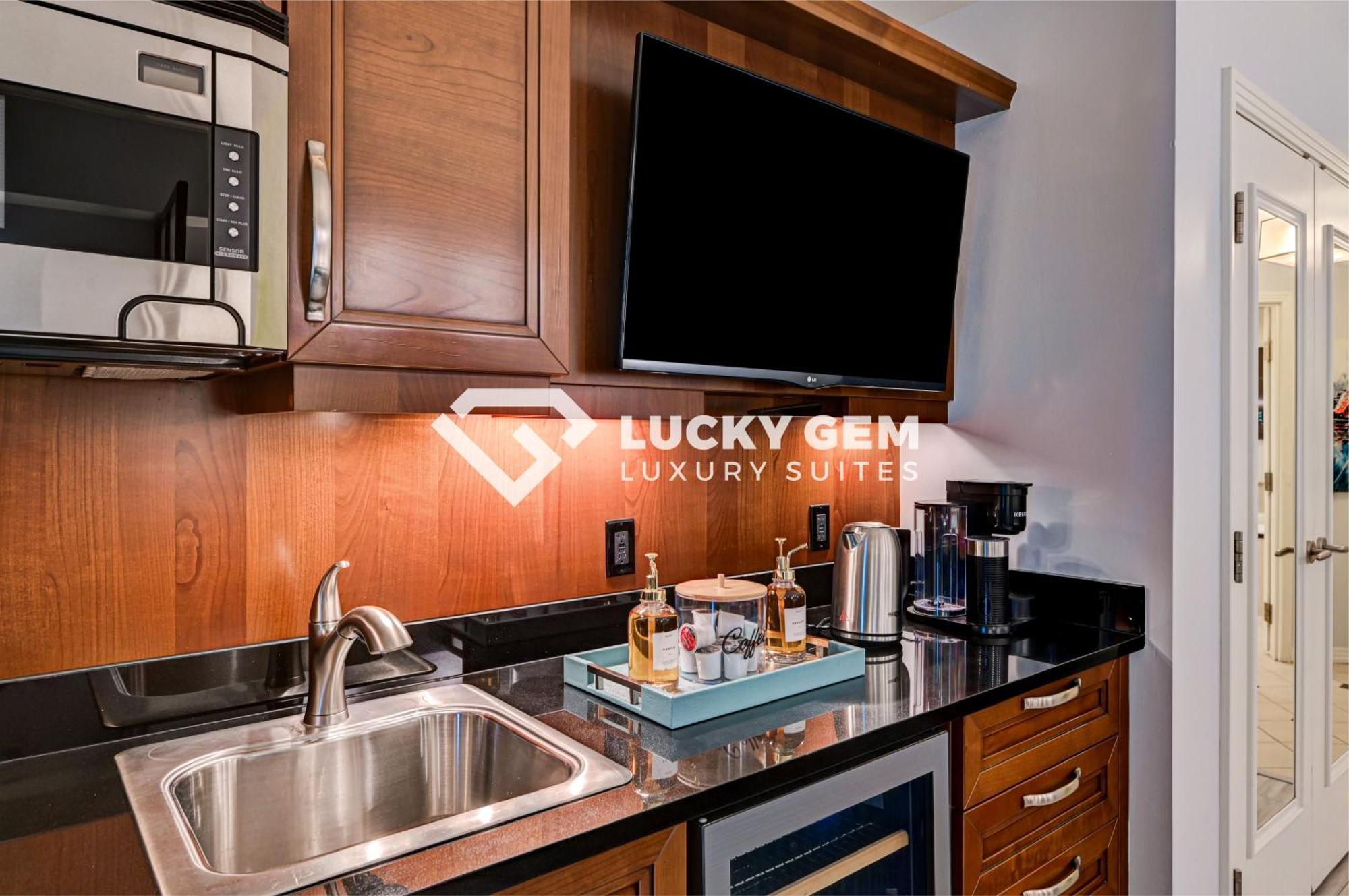 Lucky Gem Penthouse & Luxury Suites At Signature Resort, Balcony Strip View 3505 拉斯维加斯 外观 照片