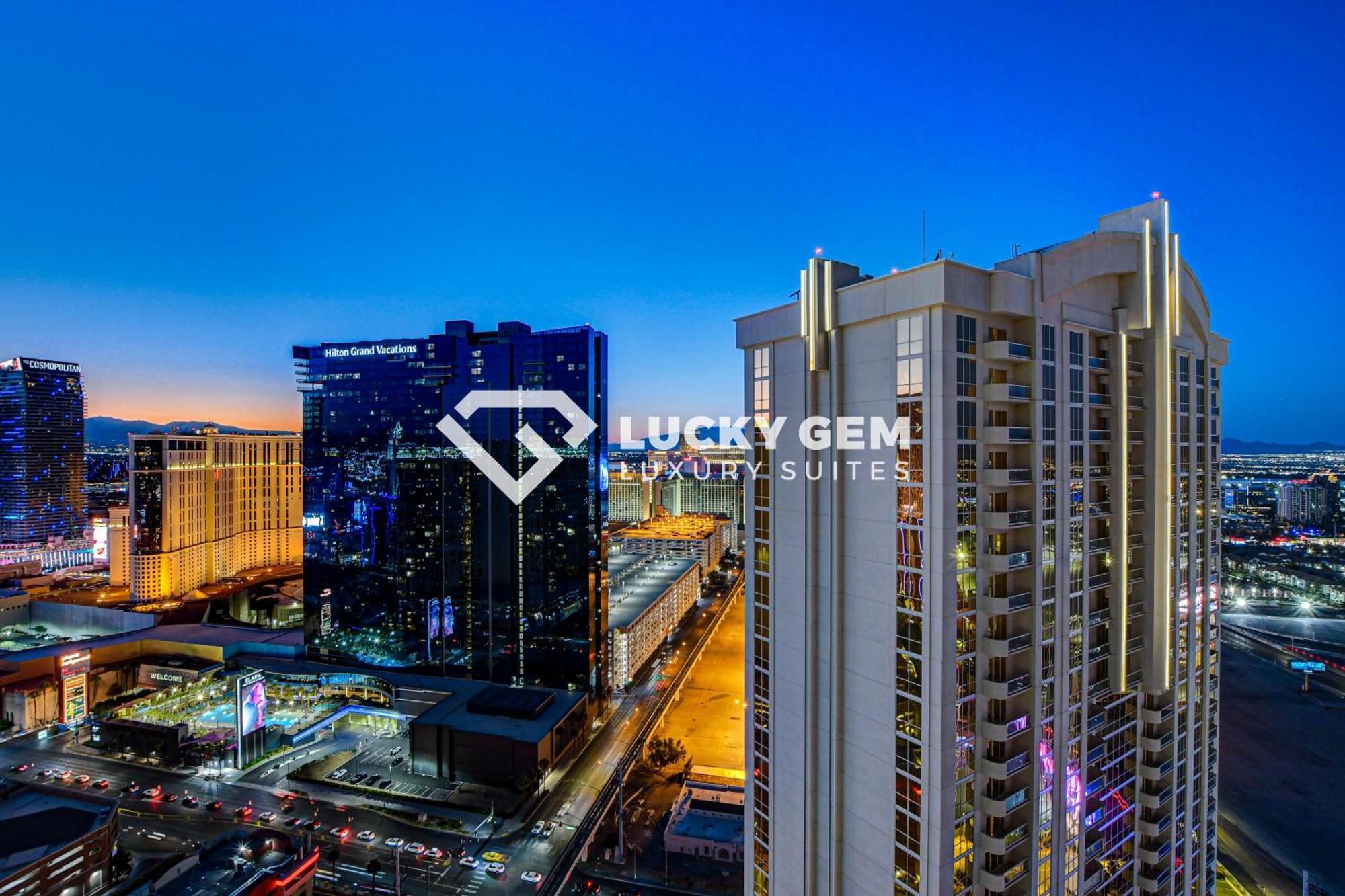 Lucky Gem Penthouse & Luxury Suites At Signature Resort, Balcony Strip View 3505 拉斯维加斯 外观 照片